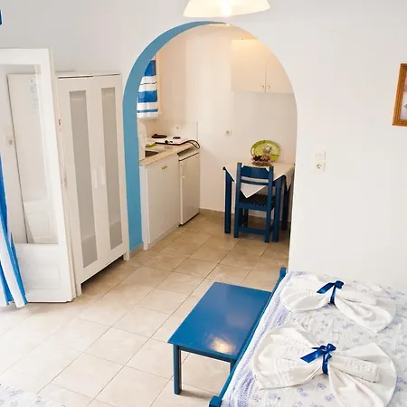Studio Maria Kafouros Perissa (Santorini)